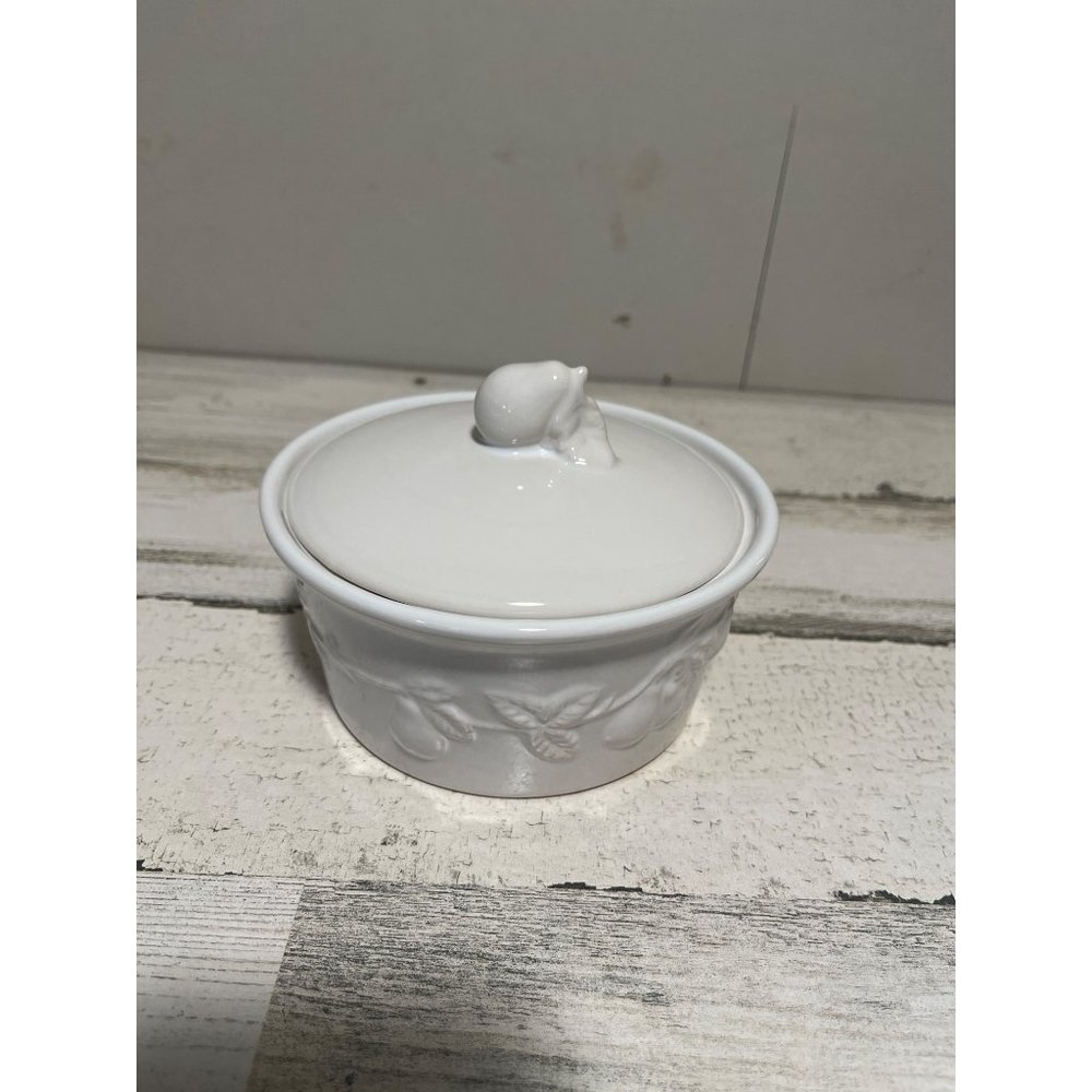 Lillian Vernon white covered dish with apple & vine designs